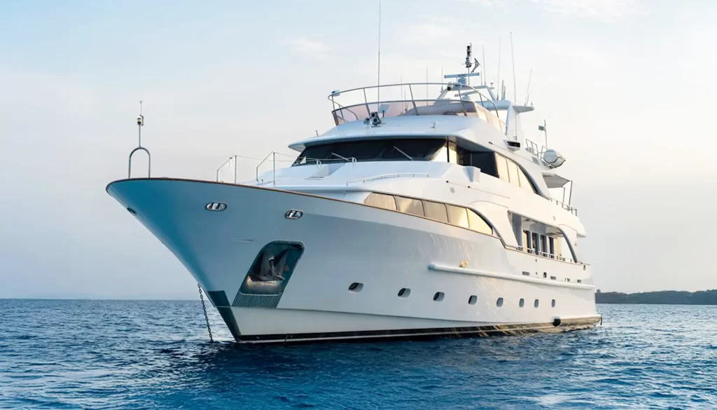 Benetti 115 yate de alquiler charter en Ibiza