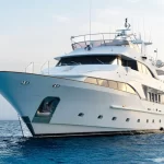 Benetti 115 yate de alquiler charter en Ibiza
