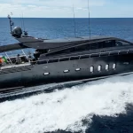 Leopard 102 yate de alquiler charter en Ibiza